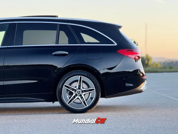Mercedes-Benz C 300 C300 e Break AMG Line 20
