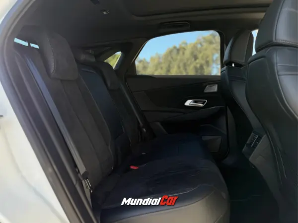 DS DS7 Crossback E-Tense Performance Line + EAT8 7