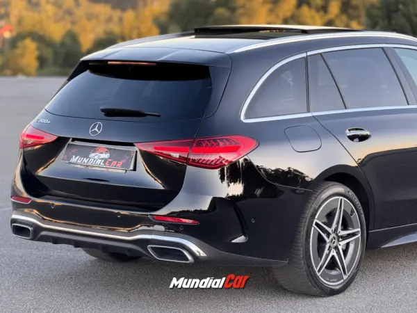 Mercedes-Benz C 300 C300 e Break AMG Line 28
