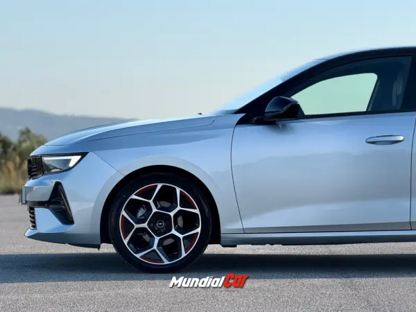 Opel Astra 1.2 T GS Line 22