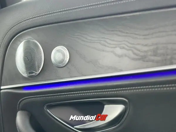 Mercedes-Benz E 220 d AMG Line 12