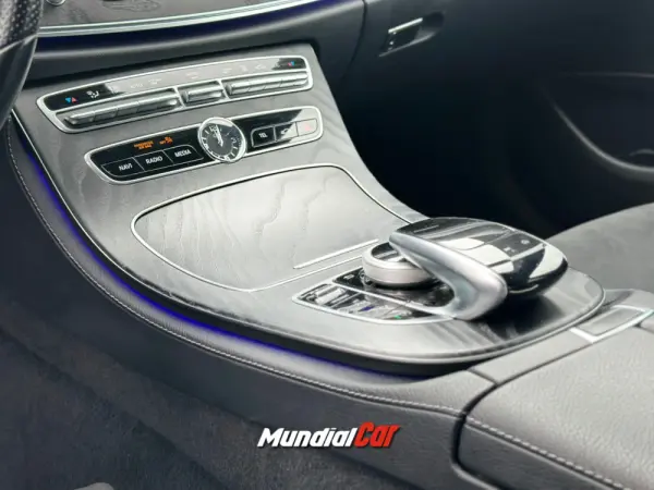 Mercedes-Benz E 220 d AMG Line 18