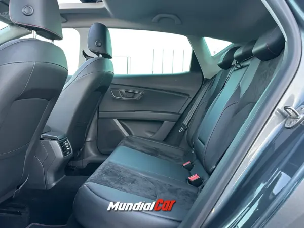 SEAT Leon 2.0 TDI FR S/S 7