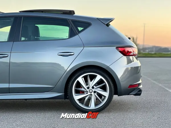 SEAT Leon 2.0 TDI FR S/S 26
