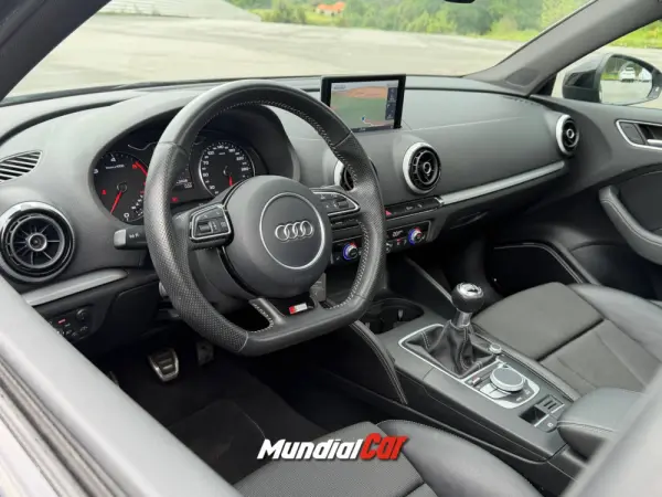 Audi A3 Limousine 2.0 TDi S-line 16