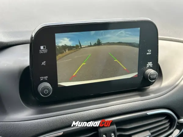 Fiat Tipo 1.3 Multijet Cross 9