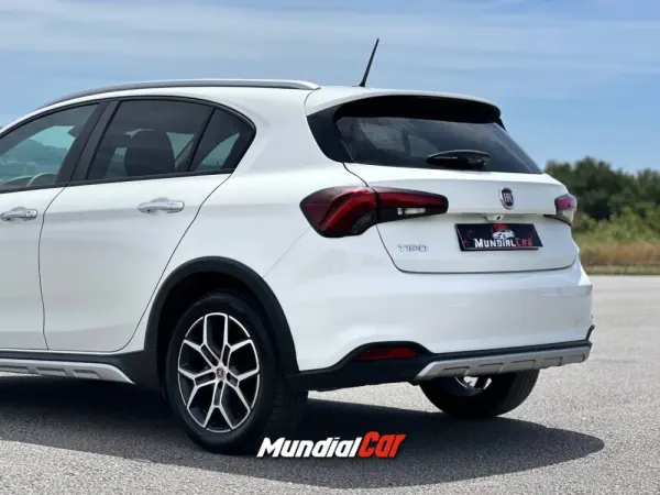 Fiat Tipo 1.3 Multijet Cross 16