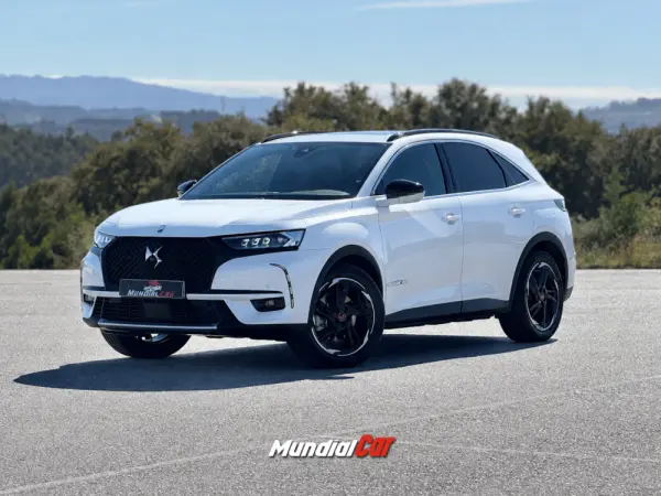 DS DS7 Crossback E-Tense Performance Line + EAT8 1
