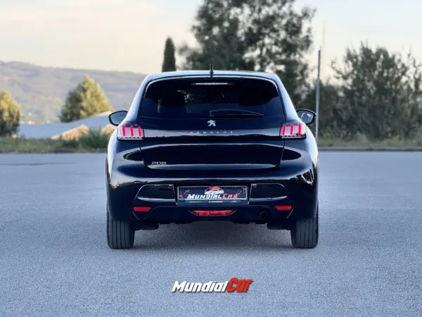 Peugeot 208 1.2 PureTech Allure Pack EAT8 5
