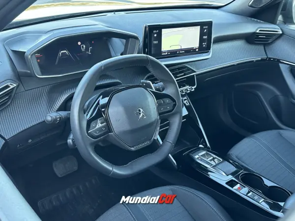 Peugeot 2008 1.2 PureTech Allure EAT8 18
