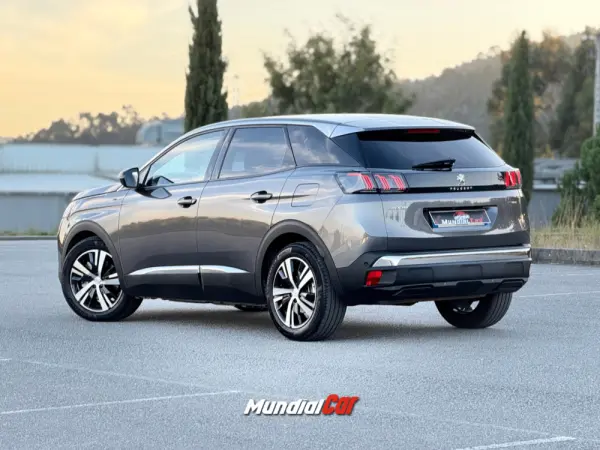 Peugeot 3008 1.6 Hybrid Allure e-EAT8 17