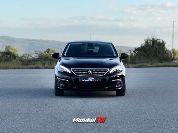 Peugeot 308 1.2 PureTech Allure EAT8 4