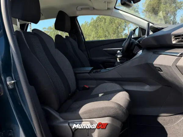 Peugeot 3008 1.5 BlueHDi Active Pack 7