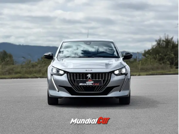 Peugeot 208 1.2 PureTech Allure Pack EAT8 4