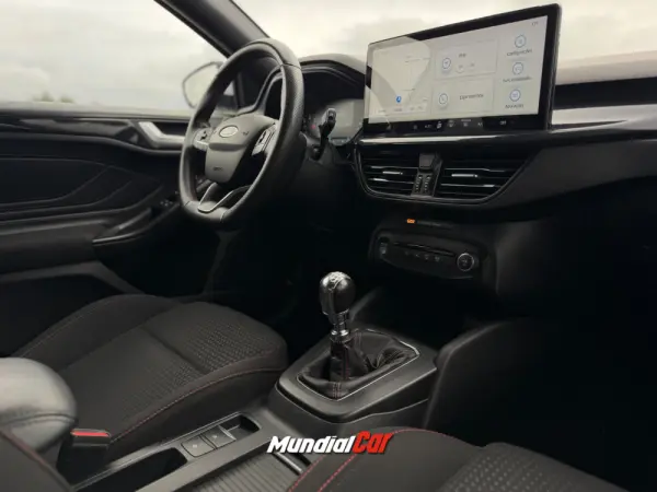 Ford Focus 1.0 EcoBoost MHEV ST-Line 14