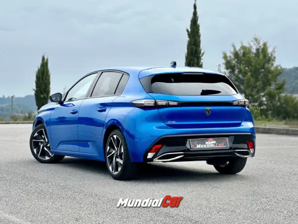 Peugeot 308 1.2 PureTech Allure Pack EAT8 12