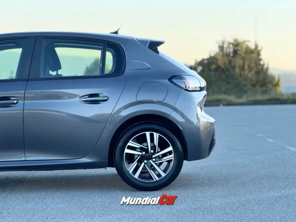 Peugeot 208 1.2 PureTech Active Pack 18