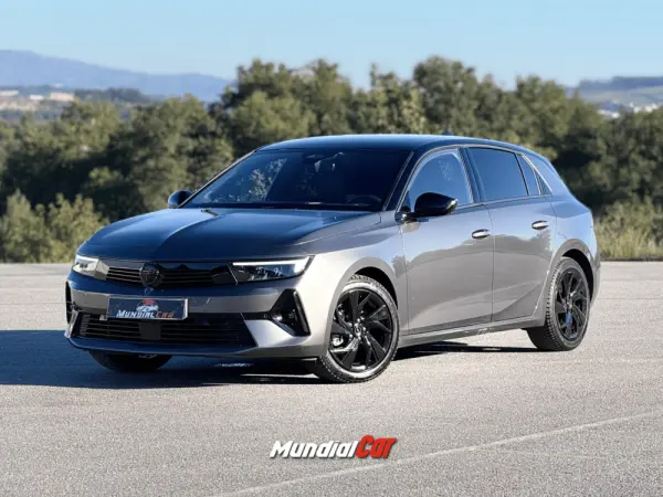 Opel Astra 1.2 T GS Line 1