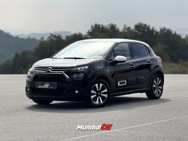 Citroen C3 1.2 PureTech Shine 1