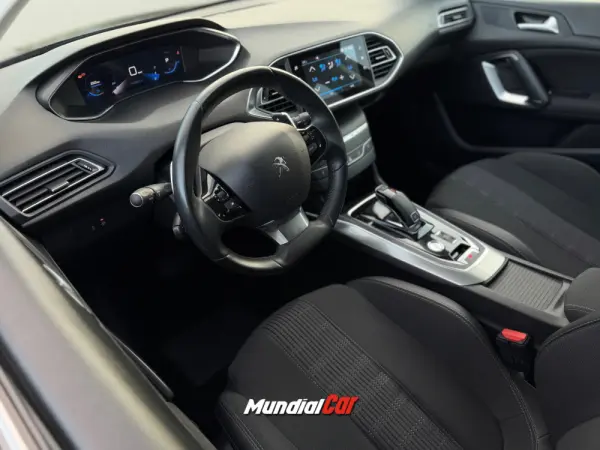 Peugeot 308 1.2 PureTech Allure EAT8 7