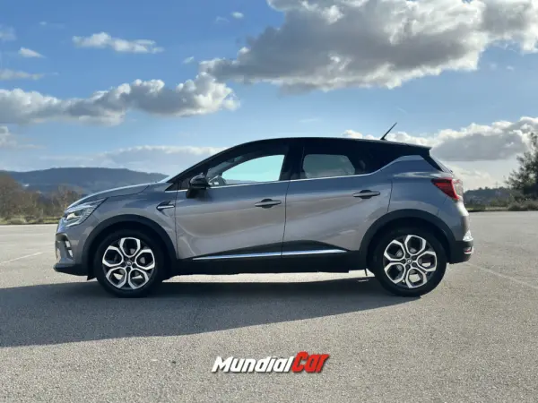 Renault Captur 1.6 Hybrid E-Tech Intens 8