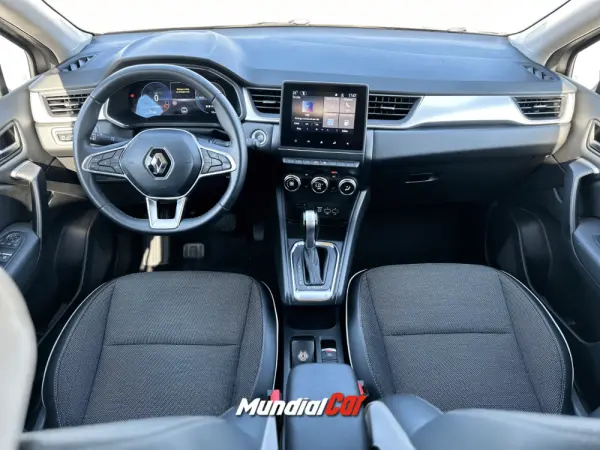 Renault Captur 1.6 Hybrid E-Tech Intens 3