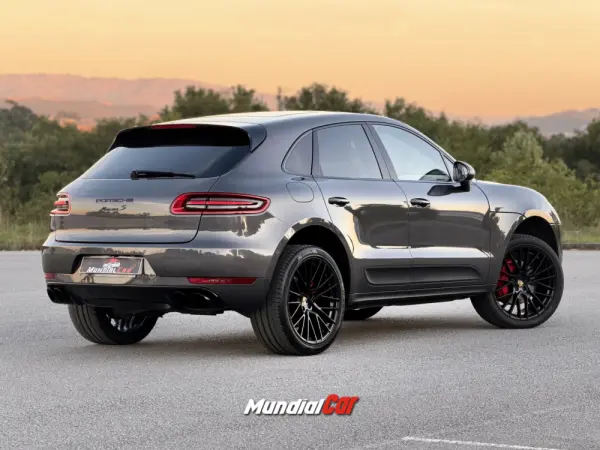 Porsche Macan S 2