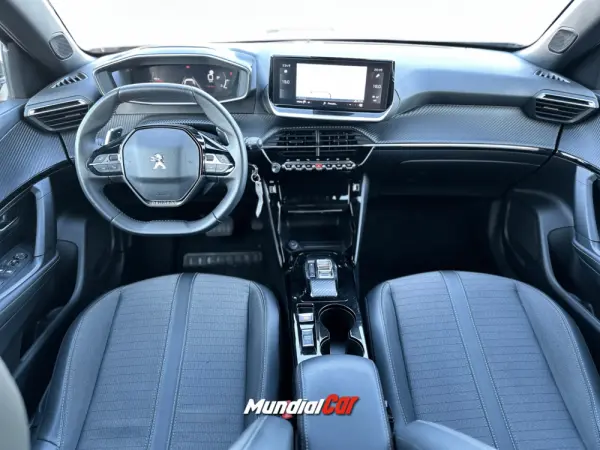 Peugeot 2008 1.2 PureTech Allure EAT8 3