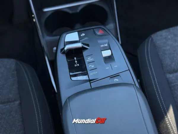 BMW iX2 eDrive20 23