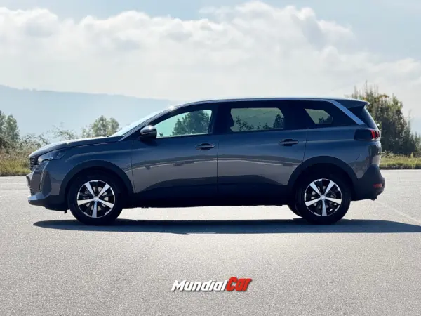 Peugeot 5008 1.2 PureTech Active Pack EAT8 11