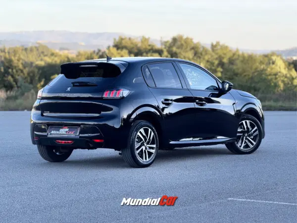 Peugeot 208 1.2 PureTech Allure Pack EAT8 2