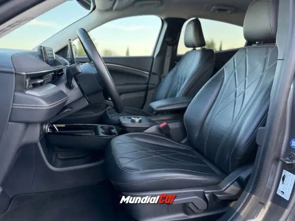 Ford Mustang Mach-E Standard Range RWD 8