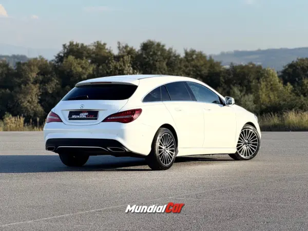 Mercedes-Benz CLA 180 d Shooting Brake Aut. 2