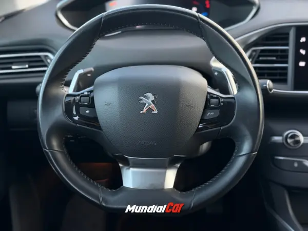 Peugeot 308 1.2 PureTech Allure EAT8 18