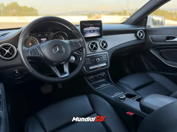 Mercedes-Benz CLA 180 d Shooting Brake Aut. 12