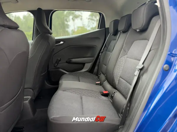 Renault Clio 1.5 Blue dCi Intens 9