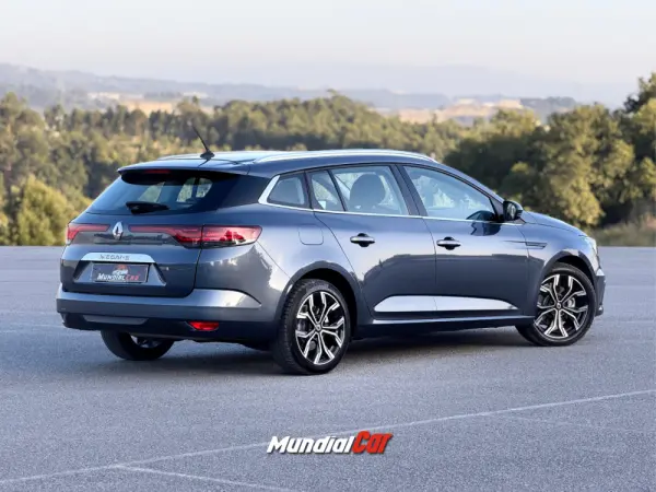 Renault Mégane Sport Tourer 1.6 E-Tech Plug-In Business 2
