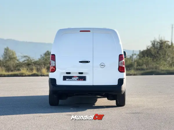 Opel Combo 1.5 CDTi L2H1 Enjoy 10