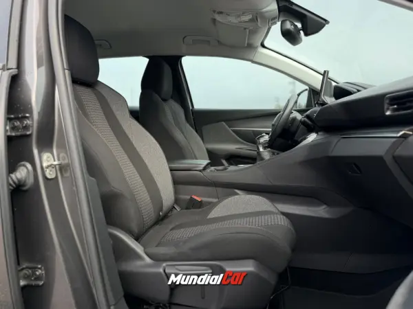 Peugeot 3008 1.5 BlueHDi Active Pack 7
