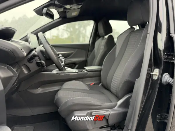 Peugeot 3008 1.2 PureTech Active Pack 6
