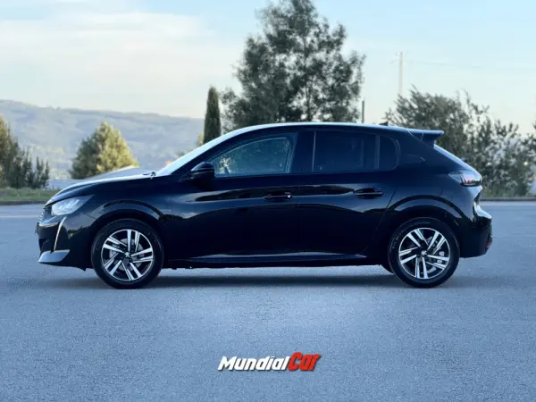 Peugeot 208 1.2 PureTech Allure Pack EAT8 6