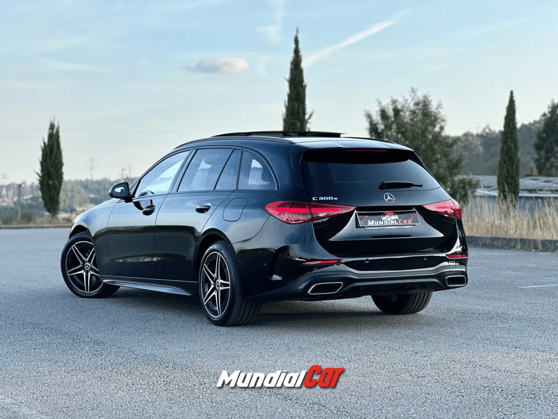 Mercedes-Benz C 300 C300e AMG Line Híbrido Plug-in 13