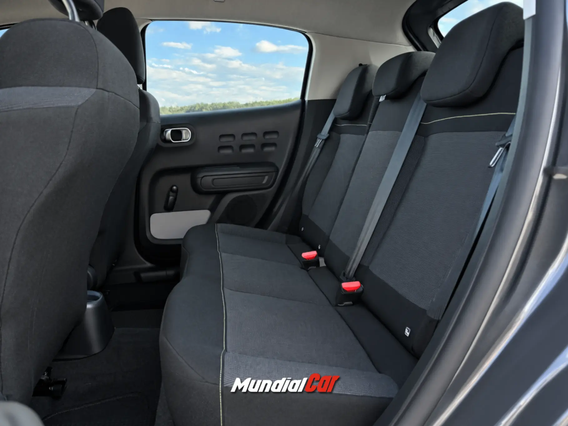 Citroen C3 1.5 BlueHDi C-Series 9