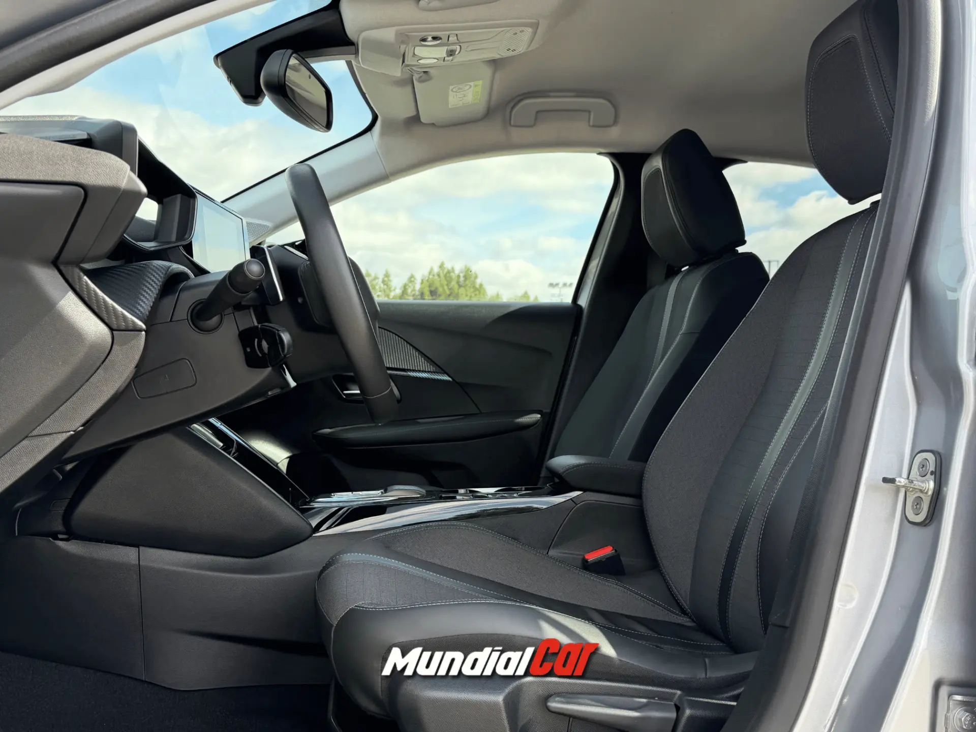 Peugeot 208 1.2 PureTech Allure Pack EAT8 8
