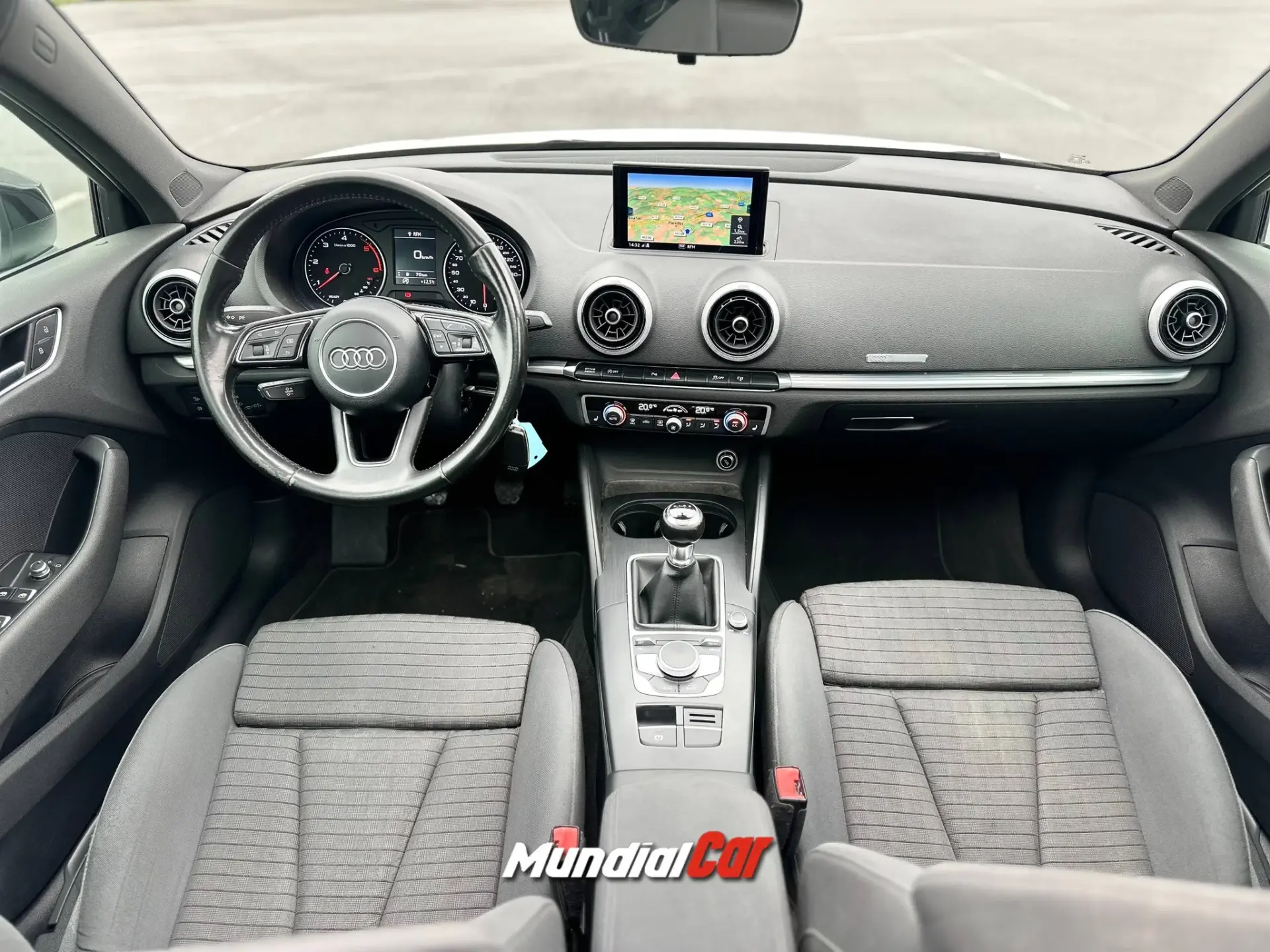 Audi A3 Sportback 2.0 TDI S-line 4