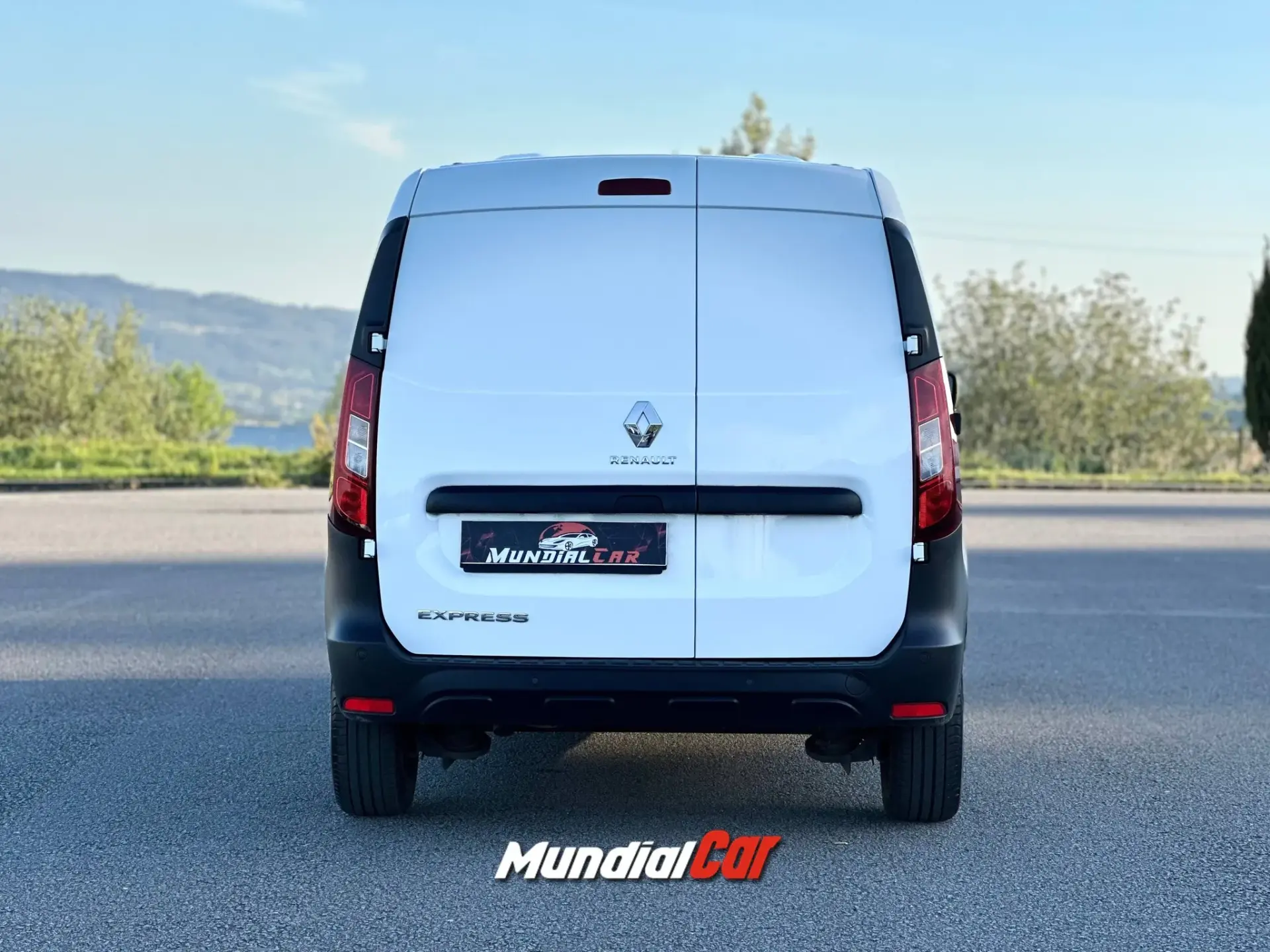 Renault Express 1.5 Blue dCi Confort 9