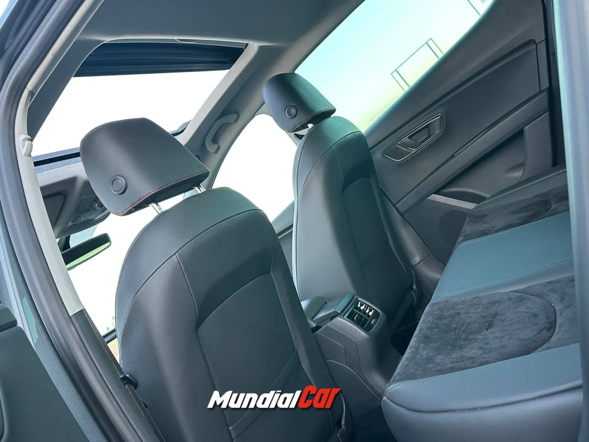 SEAT Leon 2.0 TDI FR S/S 10