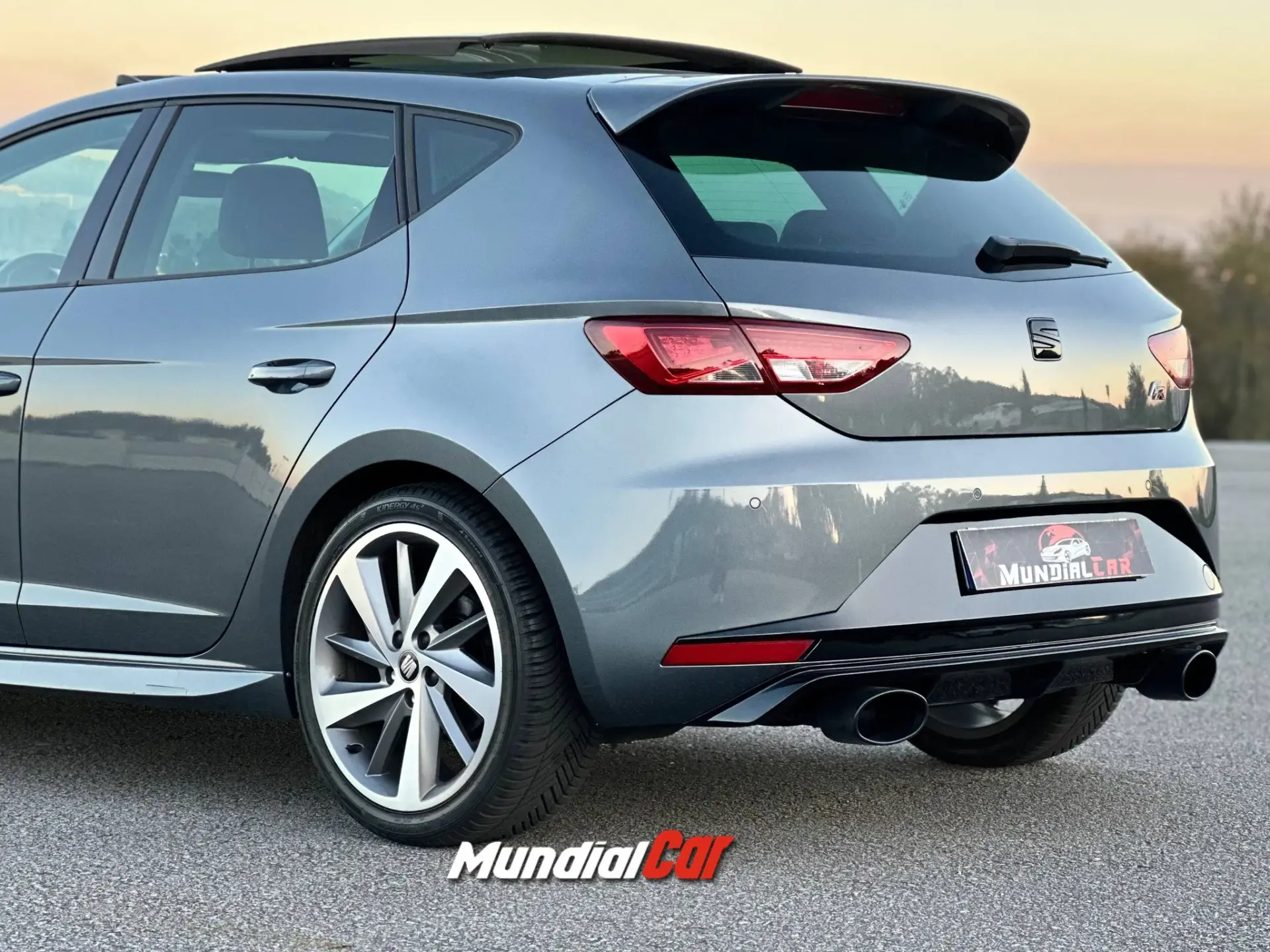 SEAT Leon 2.0 TDI FR S/S 9