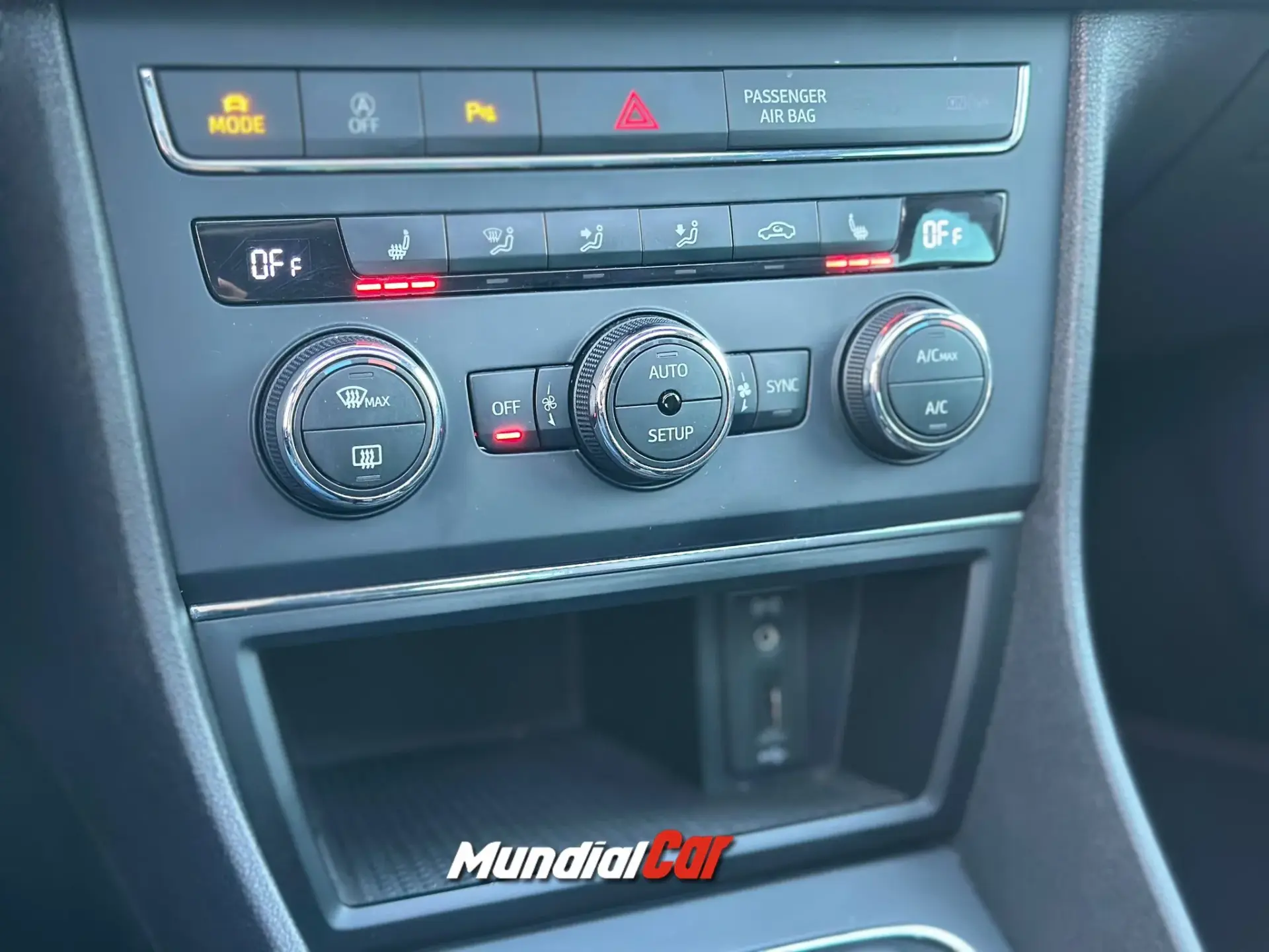 SEAT Leon 2.0 TDI FR S/S 14