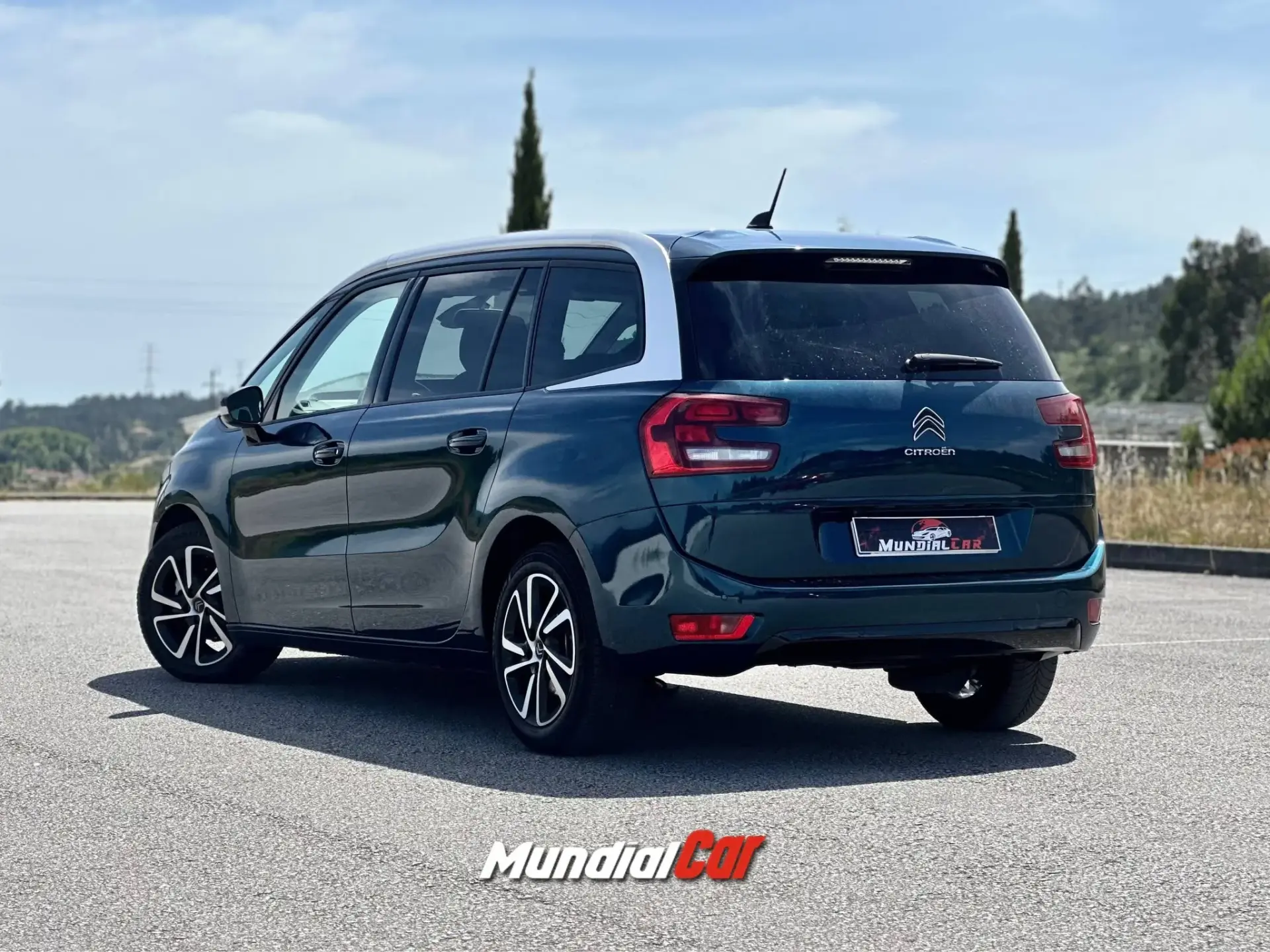 Citroen Grand C4 Spacetourer 1.5 BlueHDi Shine EAT8 13